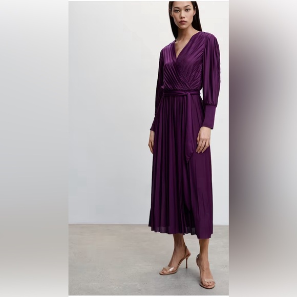 Mango Dresses & Skirts - New jeweltone purple dress.
